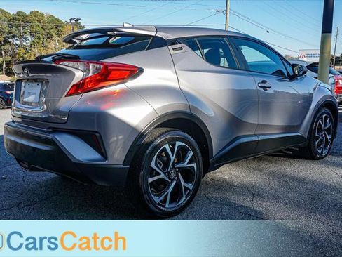 Used 2018 Toyota C-HR XLE image 15
