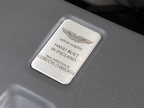 Used 2012 Aston Martin V12 Vantage Coupe image 88