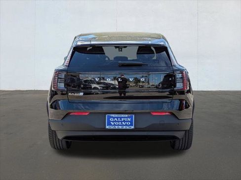 New 2026 Volvo EX30 Plus w/ Protection Package Premier image 5