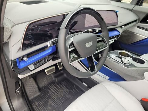 New 2026 Cadillac Optiq Sport 2 image 22