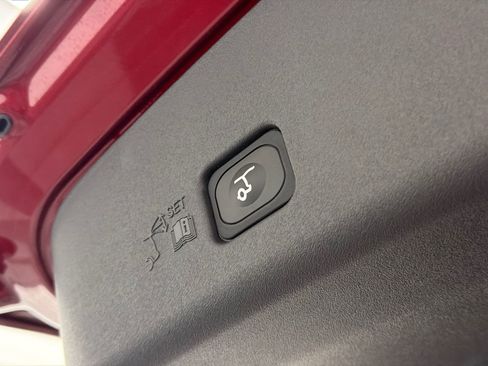 New 2026 Lincoln Nautilus Premier w/ Equipment Group 102A image 9