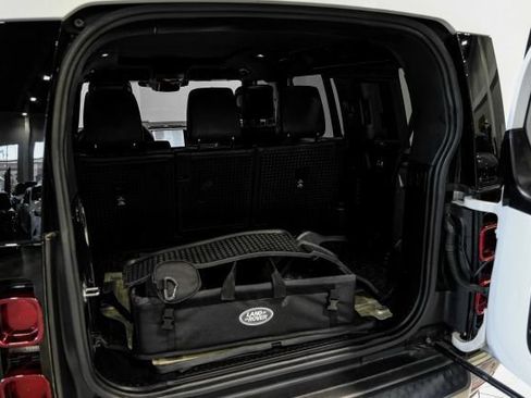 Used 2022 Land Rover Defender 110 X-Dynamic HSE AWD/4WD image 49