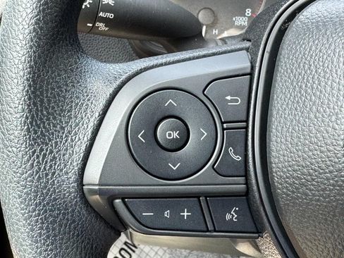 Used 2025 Toyota Corolla LE FWD image 26