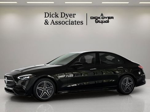 Used 2025 Mercedes-Benz C 300 Sedan image 26