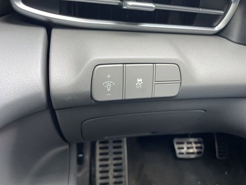 Used 2025 Hyundai Elantra Sport w/ Cargo Package image 23