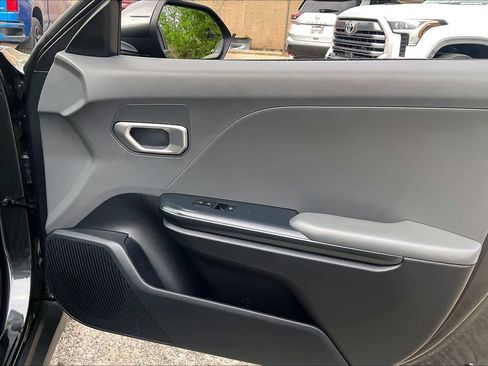 Used 2025 Kia K4 LXS image 20