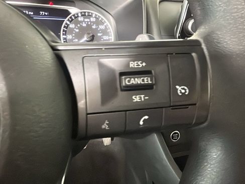 Used 2023 Nissan Rogue S AWD/4WD image 20