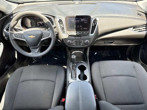 Used 2020 Chevrolet Malibu LT FWD image 20
