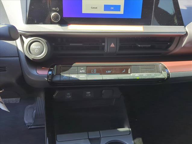 New 2026 Toyota Prius Plug-In Hybrid FWD image 21