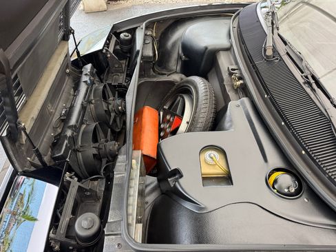 Used 1990 Ferrari Mondial T Cabriolet image 36