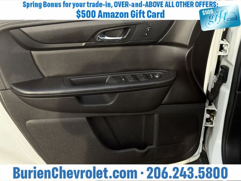 Used 2017 Chevrolet Traverse LT image 9