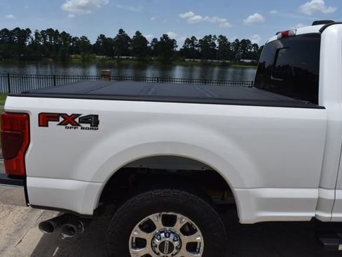 Used 2020 Ford F250 Lariat w/ Lariat Ultimate Package AWD/4WD image 4