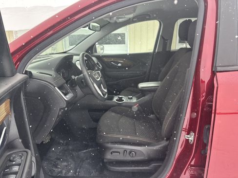 Used 2021 GMC Terrain SLE w/ Driver Convenience Package image 13