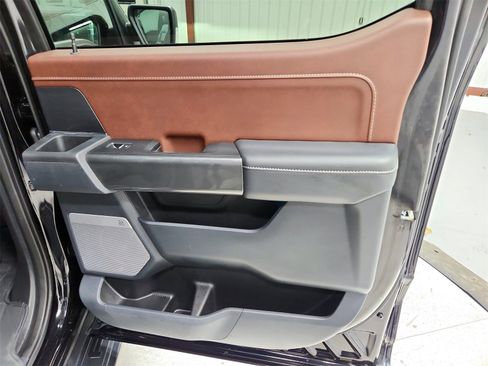 Used 2023 Ford F150 Lariat image 42