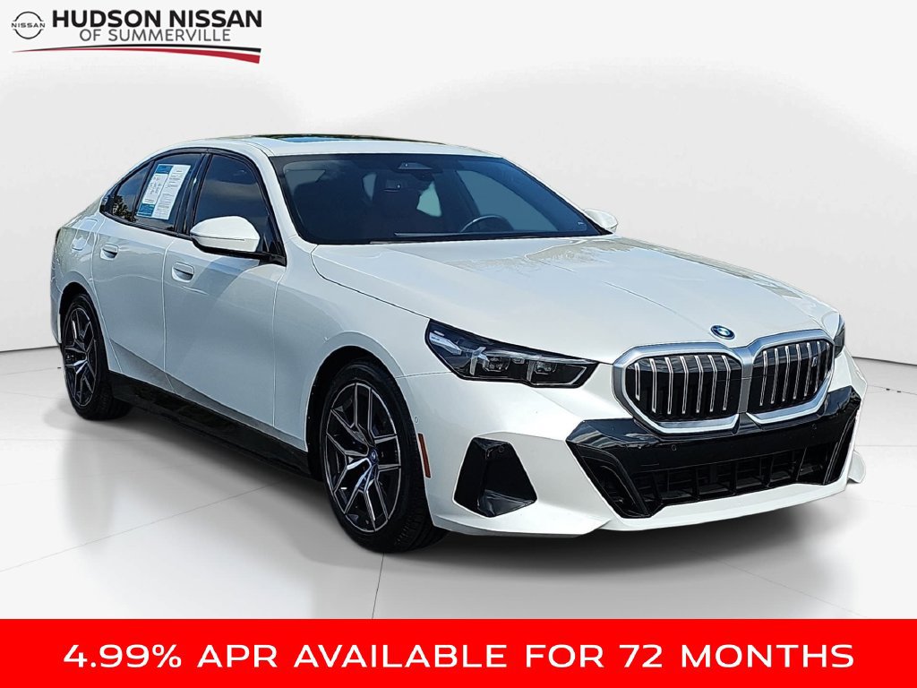 Used 2024 BMW i5 eDrive40i w/ M Sport Package RWD image 3