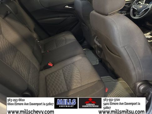 Used 2018 Chevrolet Equinox LT image 16