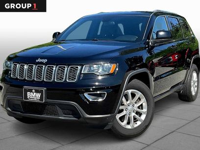 Used 2021 Jeep Grand Cherokee Laredo
