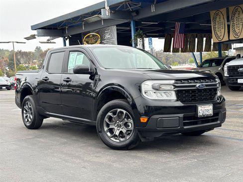 Used 2024 Ford Maverick XLT FWD image 2