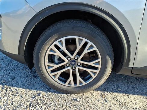 Used 2021 Ford Escape SEL image 9