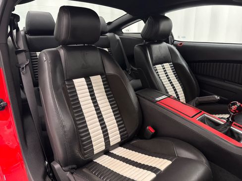 Used 2013 Ford Mustang Shelby GT500 RWD image 18