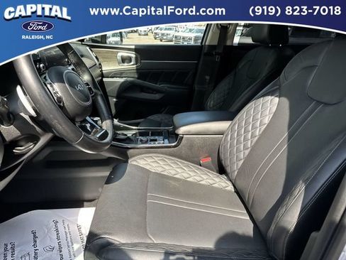 Used 2023 Kia Sorento SX Prestige AWD/4WD image 19