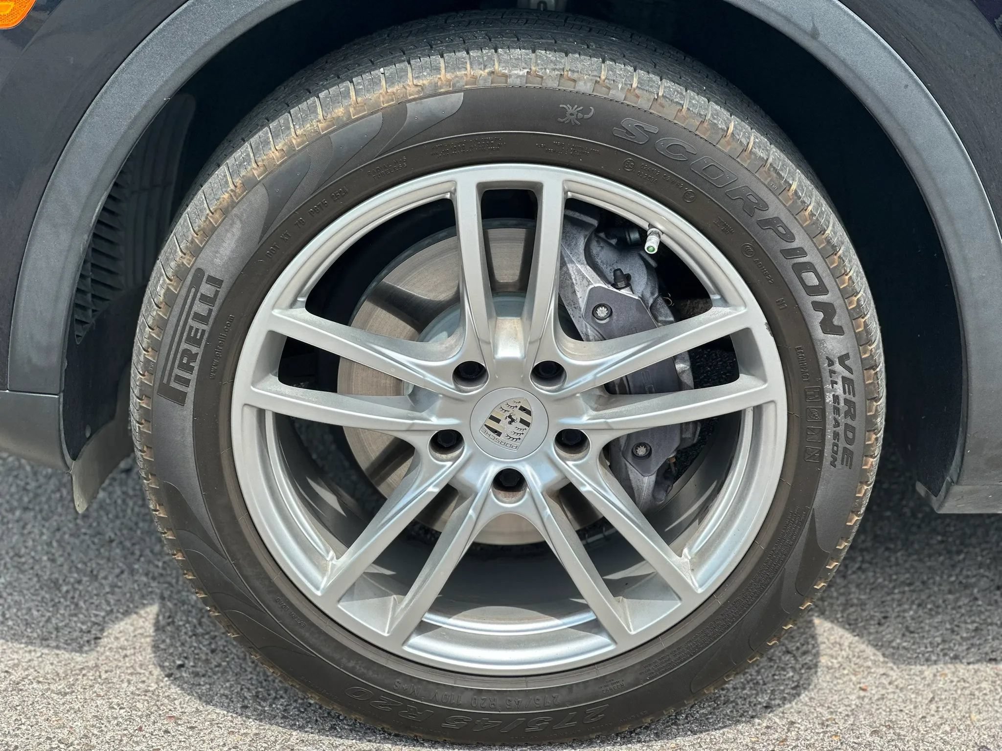 Used 2019 Porsche Cayenne AWD/4WD image 25