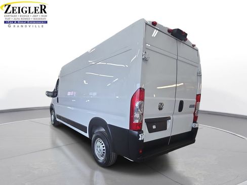 Used 2025 RAM ProMaster 3500 w/ Convenience Group FWD image 7