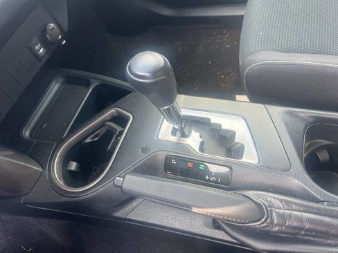 Used 2018 Toyota RAV4 XLE image 18