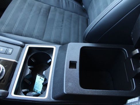 Used 2022 Mitsubishi Outlander SE image 44