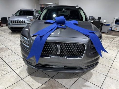 Used 2021 Lincoln Nautilus Reserve w/ Monochromatic Package image 2