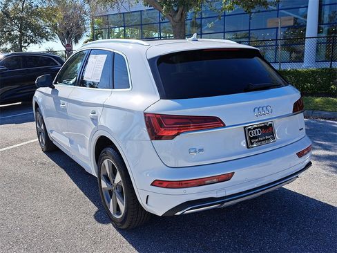 Certified 2023 Audi Q5 2.0T Premium w/ Convenience Package image 3