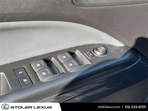 Used 2021 Chevrolet Colorado Z71 w/ Safety Package image 19