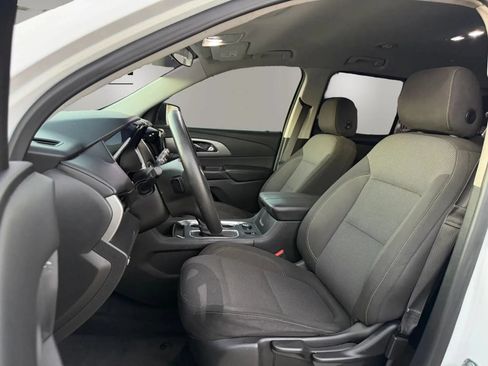 Used 2020 Chevrolet Traverse LS FWD image 19