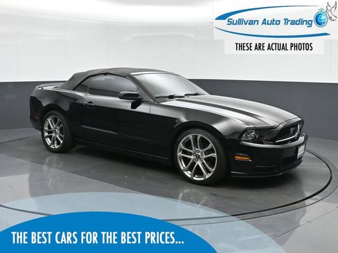 Used 2013 Ford Mustang Premium image 1