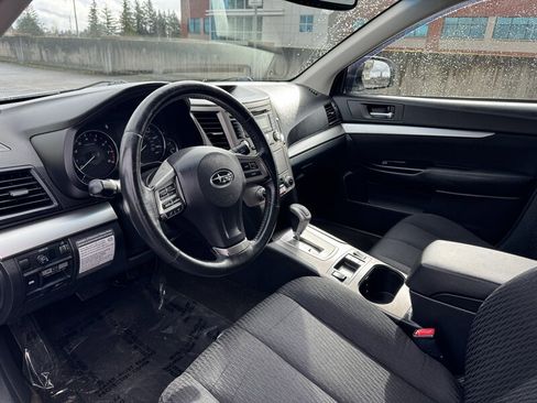 Used 2012 Subaru Outback 2.5i Premium AWD/4WD image 11
