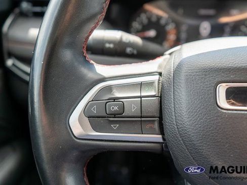 Used 2022 Jeep Compass Trailhawk w/ Trailhawk Convenience Group AWD/4WD image 21