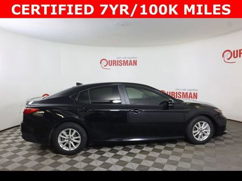Used 2025 Toyota Camry LE w/ Convenience Package FWD image 12