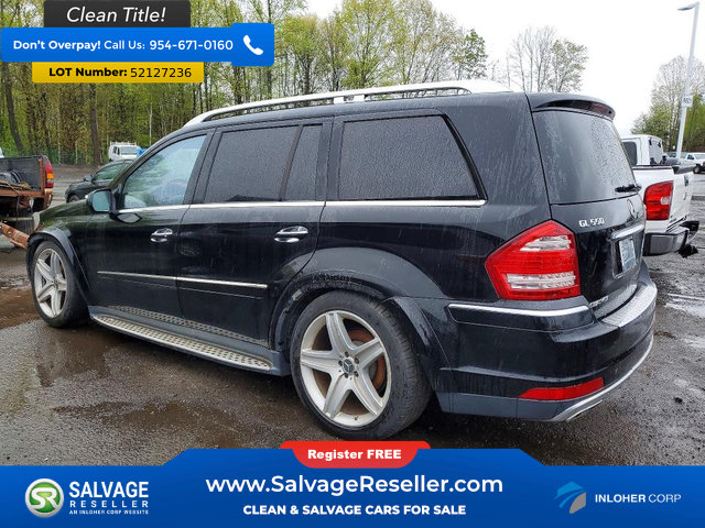 Used 2010 Mercedes-Benz GL 550 4MATIC image 3