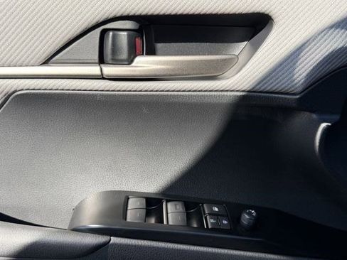 New 2026 Toyota Camry SE image 21