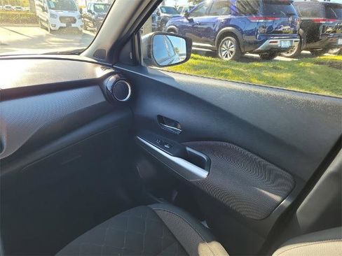 Certified 2020 Nissan Kicks SV image 19