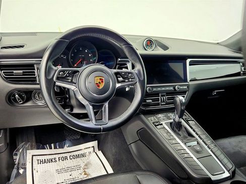 Used 2021 Porsche Macan image 13