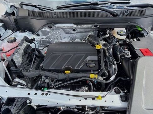 New 2026 Chevrolet Trax RS w/ Driver Confidence Package image 31