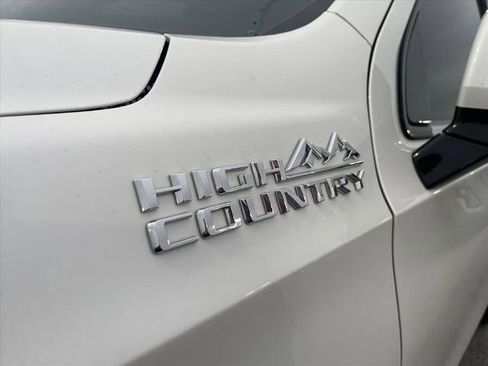 Used 2023 Chevrolet Tahoe High Country image 8