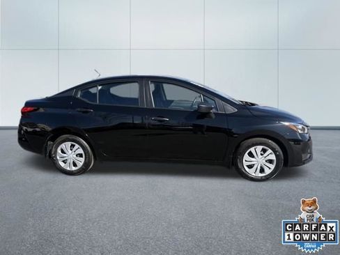 Used 2025 Nissan Versa S w/ Trunk Package image 2