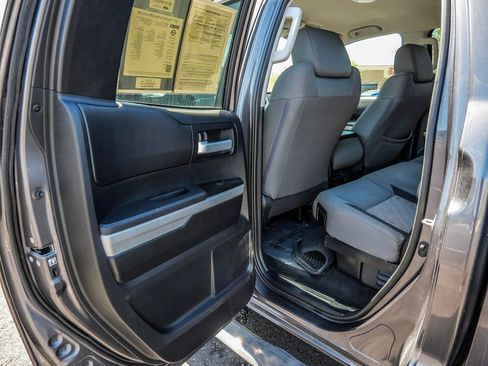 Used 2017 Toyota Tundra SR5 image 20