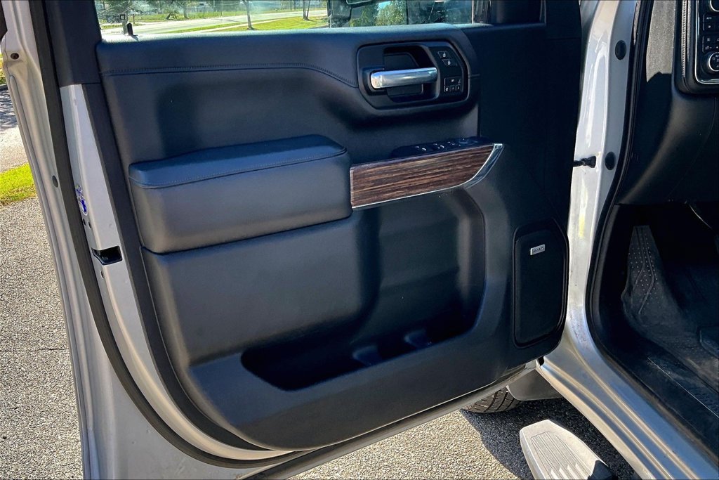 Used 2020 Chevrolet Silverado 3500 High Country AWD/4WD image 22