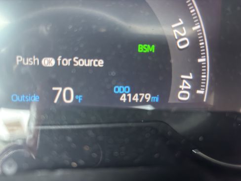 Certified 2023 Toyota RAV4 XLE Premium image 9