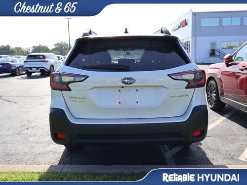 Used 2025 Subaru Outback Premium AWD/4WD image 19