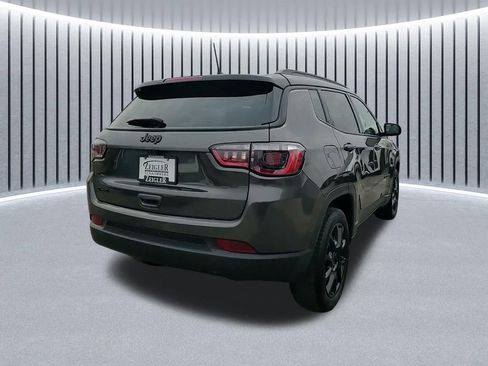 Used 2023 Jeep Compass Altitude w/ Convenience Group image 7