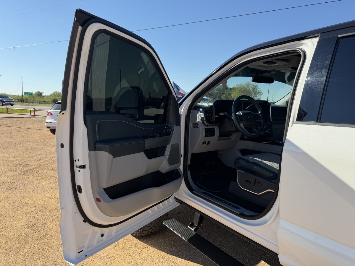 Used 2024 Ford F250 Limited AWD/4WD image 26